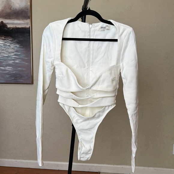 HOUSE OF CB 'Danica' White Cutout Bodysuit NWOT size S - Picture 14 of 16